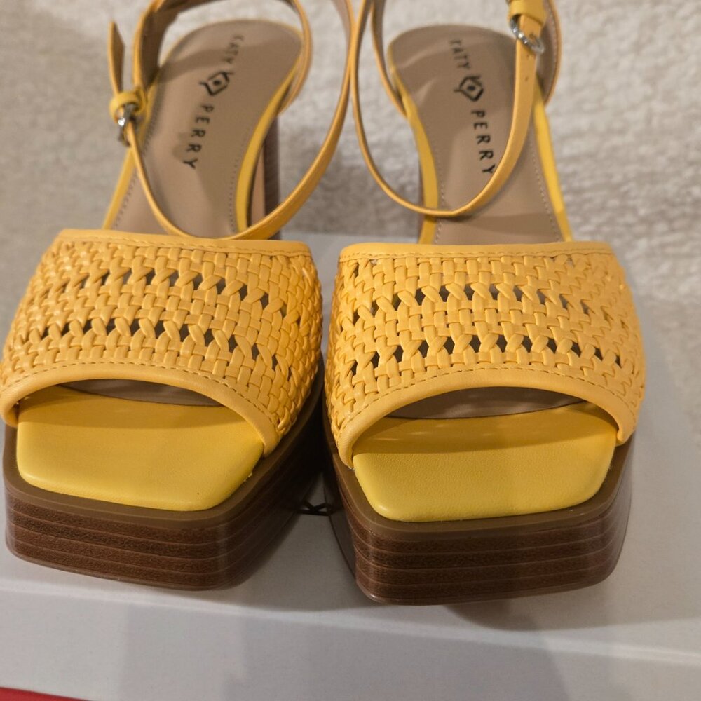 Katy Perry Shoes - Womens 11M - The Steady Ankle Strap Sandal Pineapple - BNIB - Picture 4 of 7